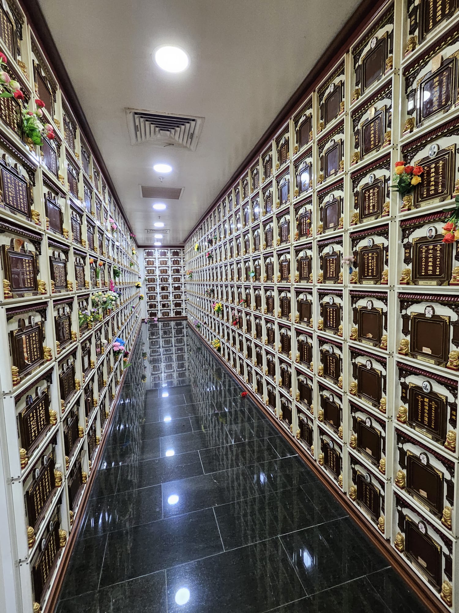 The Ksitigarbha Hall 4